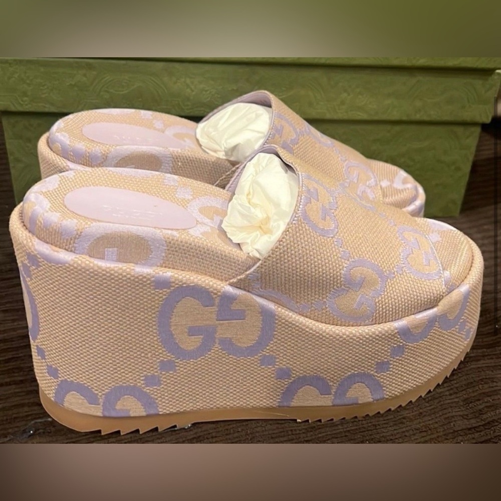 NEW with box GUCCI Macro GG Beige Monogram Canvas Platform Wedges